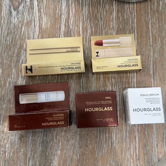 Hourglass Other - New! Bundle of new unopened Hourglass items